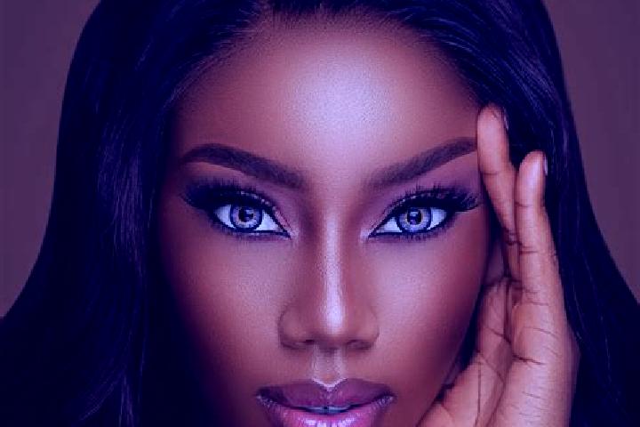 Piper, 23, a chestnut blue-eyed ebony companion based in Arzago d Adda. Offering BDSM, Erotic Massage, 69. Available for incall and outcall, overnight bookin...