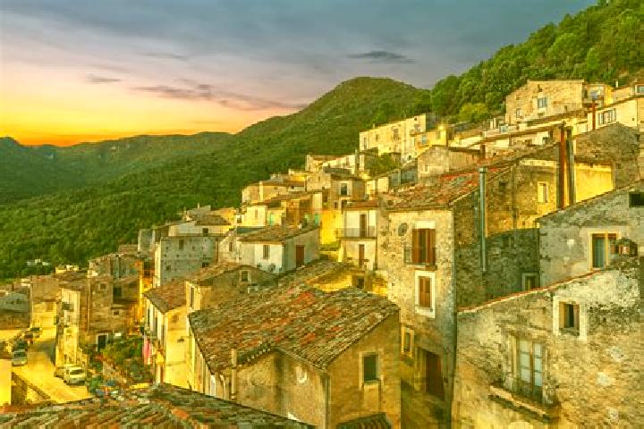 Piper, 23 — Escort in Morano Calabro, Italy