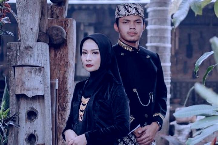 Piper, 23 — Escort in Sidomukti, Indonesia