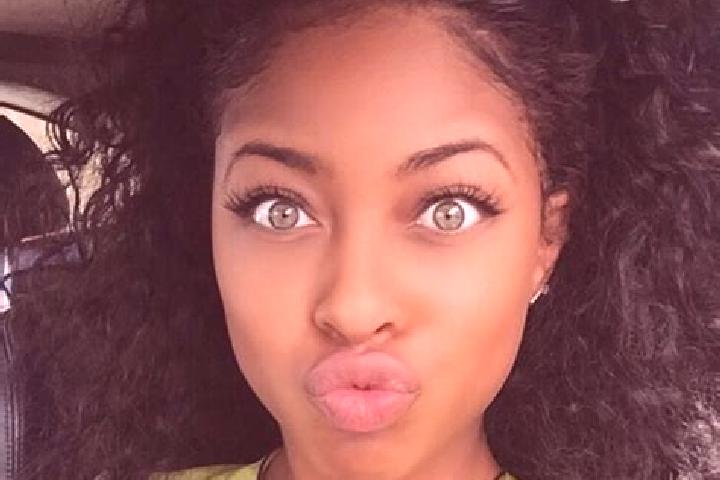 Piper, 24, a black green-eyed ebony companion based in Gusoiu. Offering Tantra, A-Level, Striptease. Available for incall and outcall, day and evening dates.
