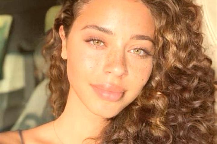Piper, 24, a black hazel-eyed latina companion based in Oxton. Offering Massage, Erotic Massage, BDSM, Couples, Girlfriend Experience. Available for incall a...