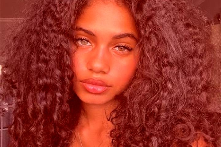 Piper, 24, a red blue-eyed ebony companion based in Fuengirola. Offering Massage, Party Girl, Travel Companion, 69. Available for incall and outcall, overnig...