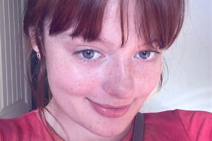Piper, 24, a red brown-eyed middle eastern companion based in Closeburn. Offering Dinner Date, Tantra, Roleplay, Girlfriend Experience. Available for incall ...