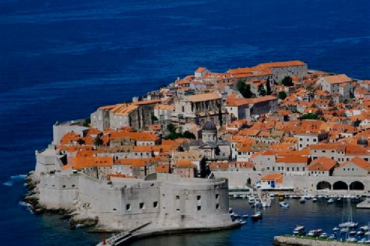 Piper, 24 — Escort in Blato, Croatia