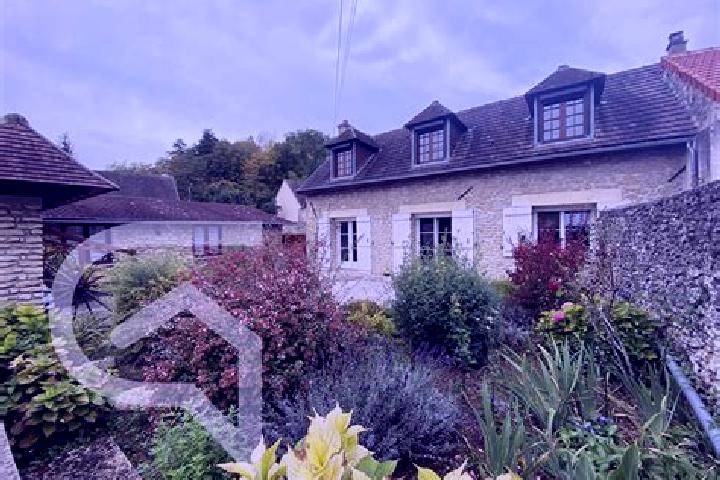 Piper, 24 — Escort in Gilocourt, France