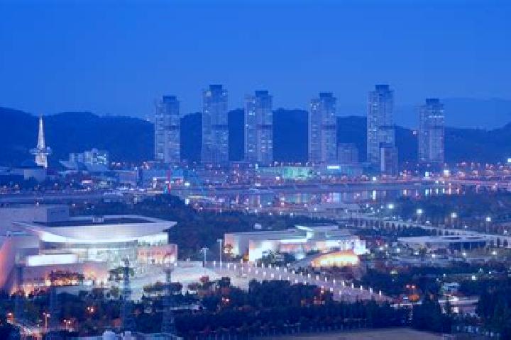 Piper, 24 — Escort in Yuseong, South Korea