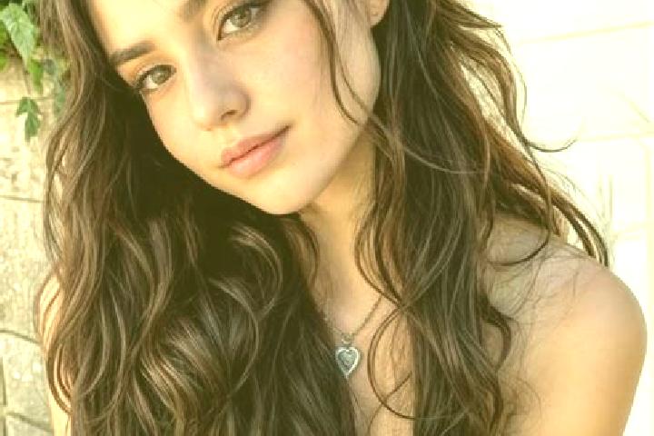 Piper, 25, a auburn brown-eyed middle eastern companion based in Herrin. Offering Erotic Massage, Girlfriend Experience. Available for incall and outcall, da...