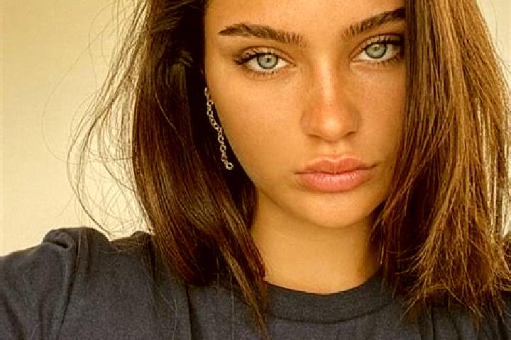 Piper, 25, a black brown-eyed indian companion based in Leiden. Offering Erotic Massage, Deep French Kissing, Party Girl. Available for incall and outcall, o...