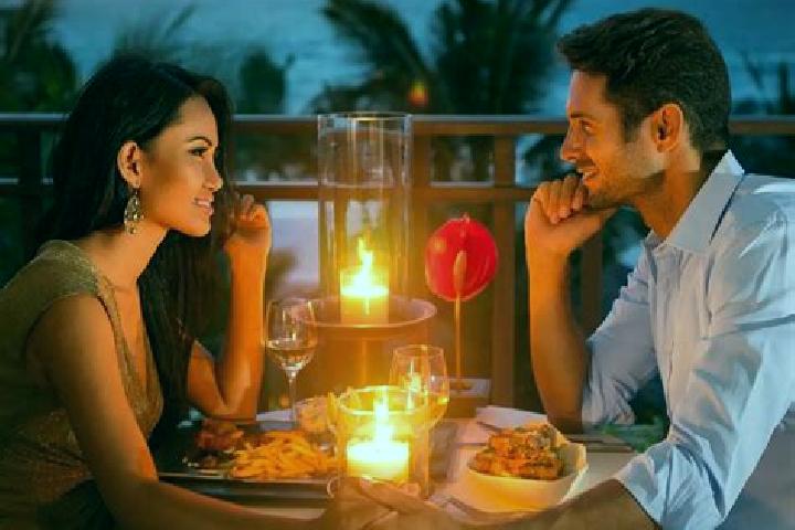 Piper, 25, a red amber-eyed ebony companion based in Yau Tong. Offering Duos, OWO, Dinner Date, Couples. Available for incall and outcall, day and evening da...
