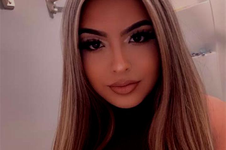 Piper, 25, a red blue-eyed latina companion based in Fairview Park. Offering Tantra, GFE, BDSM, A-Level. Available for incall and outcall, overnight bookings...