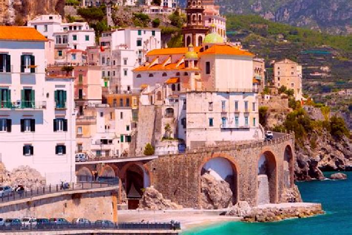 Piper, 25 — Escort in Donnas, Italy