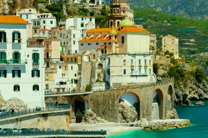 Piper, 25 — Escort in Ferruzzano, Italy