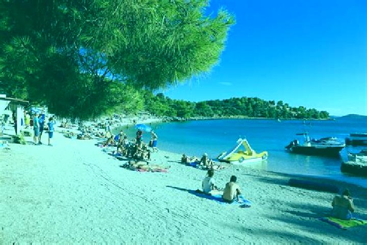 Piper, 25 — Escort in Pakostane, Croatia