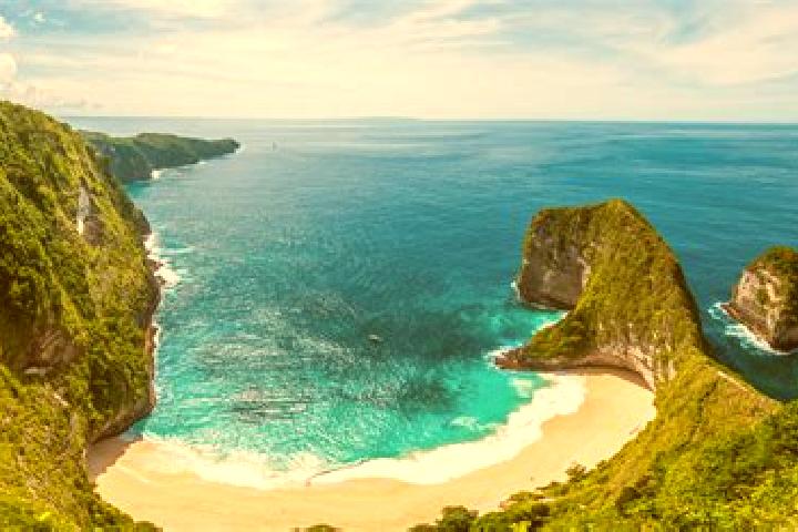 Piper, 25 — Escort in Parabon, Indonesia