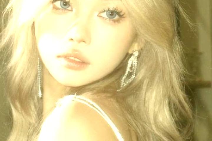 Piper, 26, a blonde blue-eyed asian companion based in Sampsonievskiy. Offering Dinner Date, Roleplay, Fetish, Party Girl. Available for incall and outcall, ...