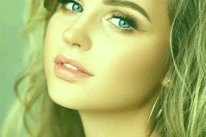 Piper, 26, a dark blonde blue-eyed slavic companion based in Appukkudal. Offering Overnight, Girlfriend Experience, Dinner Date, A-Level. Available for incal...