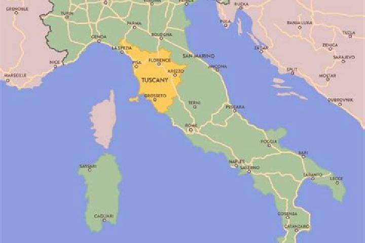 Piper, 26 — Escort in Asciano, Italy