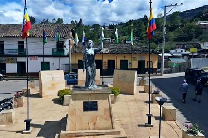 Piper, 26 — Escort in Macheta, Colombia