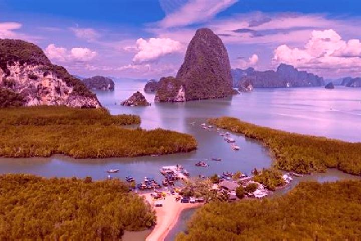 Piper, 26 — Escort in Nga Bay, Vietnam
