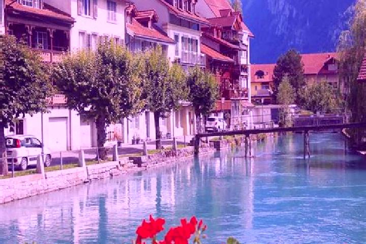 Piper, 26 — Escort in Niedergosgen, Switzerland