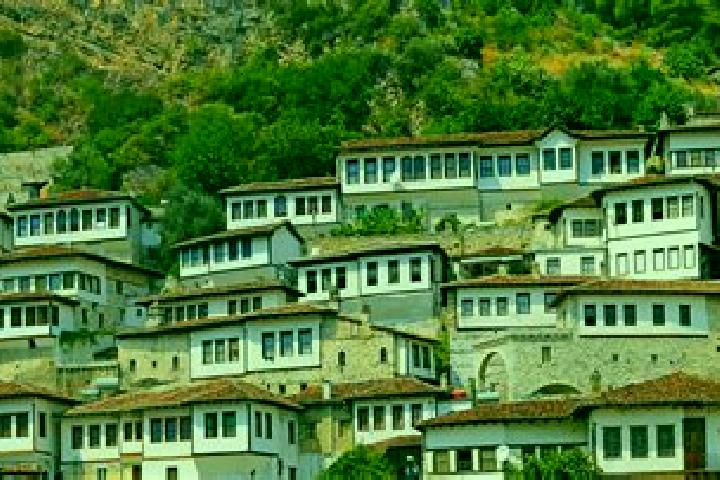 Piper, 26 — Escort in Ullinjas, Albania