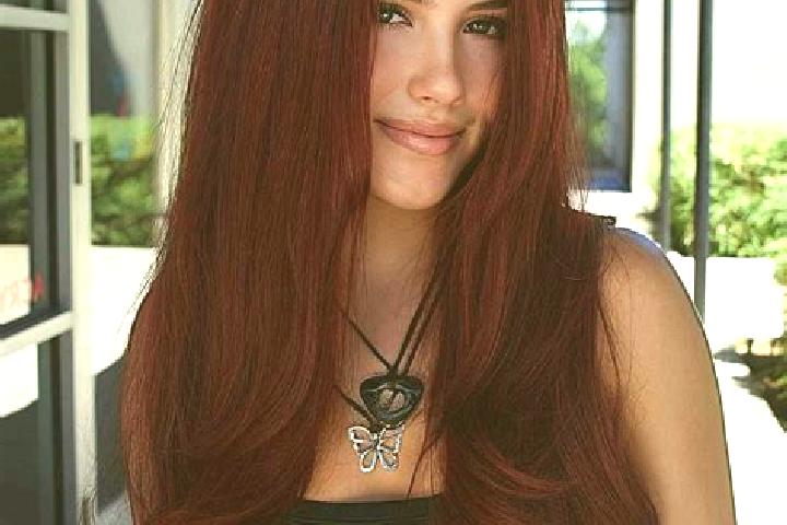 Piper, 27, a auburn dark-eyed european companion based in Sevilla. Offering Roleplay, Striptease, OWO, Duos, Travel Companion. Available for incall and outca...