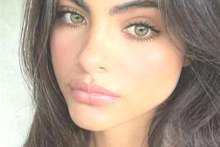 Piper, 27, a black hazel-eyed mixed companion based in Quinicuena. Offering Tantra, Couples, Girlfriend Experience, Fetish, Domination. Available for incall ...