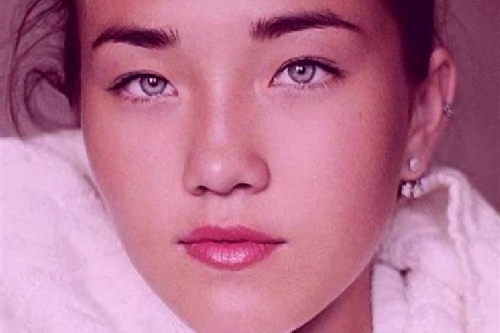 Piper, 27, a brunette grey-eyed caucasian companion based in Vithkuq. Offering Massage, Travel Companion, Couples. Available for incall and outcall, day and ...