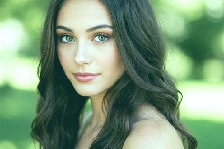 Piper, 27, a brunette hazel-eyed latina companion based in Wolmirstedt. Offering CIM, Girlfriend Experience. Available for incall and outcall, day and evenin...