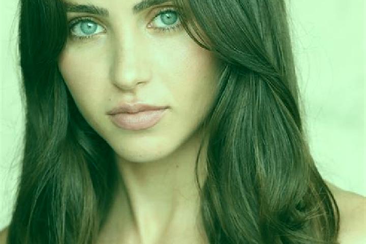 Piper, 28, a brunette blue-eyed indian companion based in Mlowo. Offering Fetish, Party Girl, 69. Available for incall and outcall, overnight bookings availa...