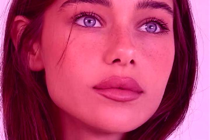 Piper, 28, a brunette grey-eyed mixed companion based in Pirto. Offering Tantra, A-Level, Domination. Available for incall and outcall, overnight bookings av...