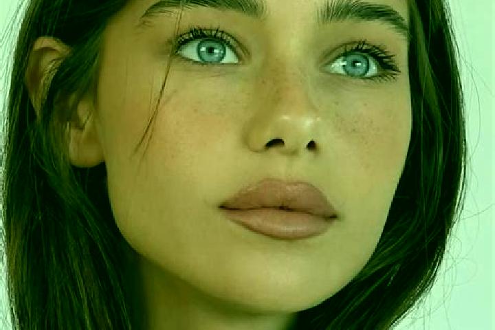 Piper, 28, a brunette grey-eyed mixed companion based in Villemoirieu. Offering A-Level, Dinner Date, Tantra, 69. Available for incall and outcall, overnight...