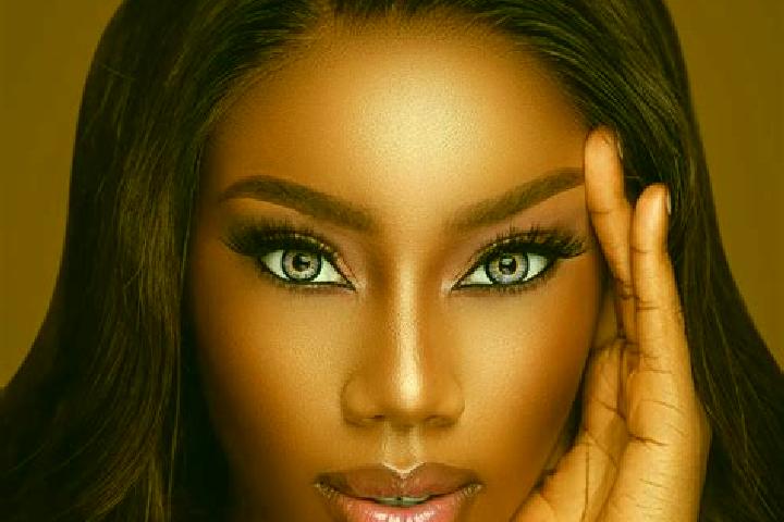 Piper, 28, a chestnut blue-eyed ebony companion based in Luzilandia. Offering 69, Couples, Roleplay, Striptease, Massage. Available for incall and outcall, d...