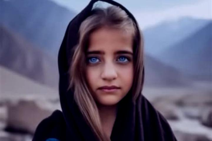 Piper, 28, a dark blonde blue-eyed middle eastern companion based in Mullion Creek. Offering BDSM, Striptease, Travel Companion, A-Level. Available for incal...