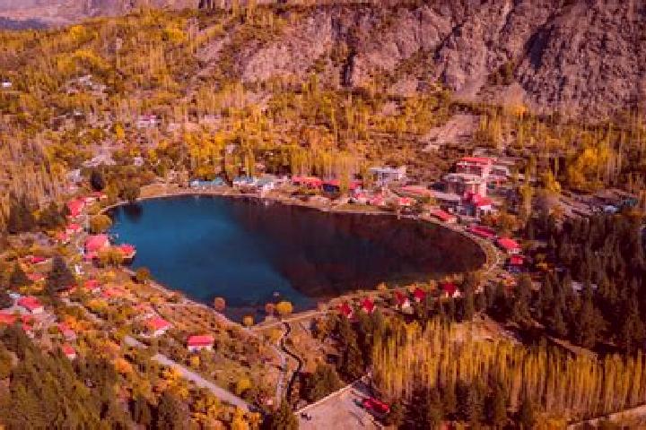 Piper, 28 — Escort in Basti Aukharvand, Pakistan