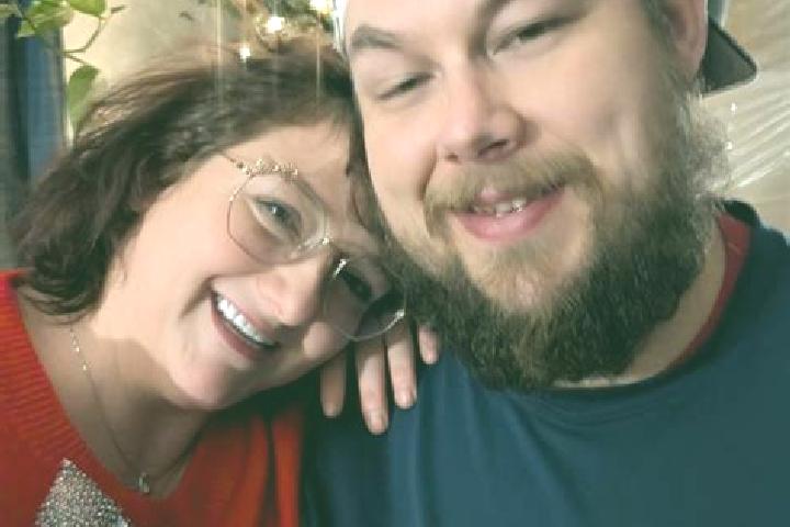 Piper, 28 — Escort in Bloomville, United States