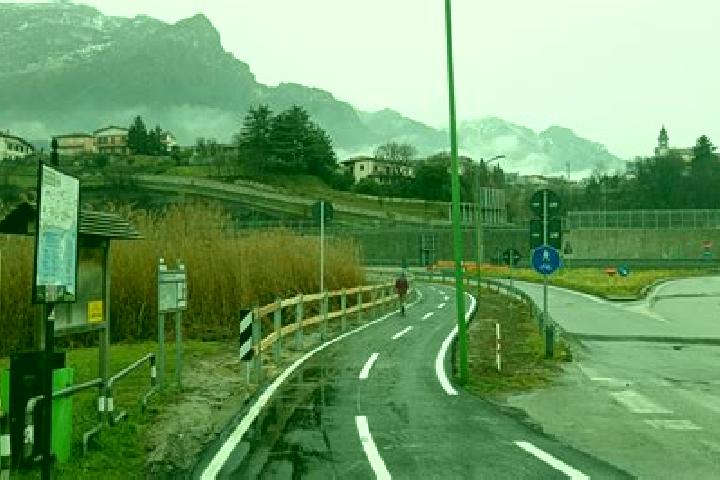 Piper, 28 — Escort in Suello, Italy