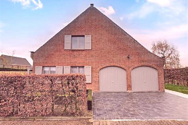 Piper, 28 — Escort in Vlamertinge, Belgium