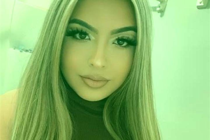 Piper, 29, a blonde grey-eyed latina companion based in Hontanas. Offering Party Girl, CIM, Girlfriend Experience, Tantra. Available for incall and outcall, ...