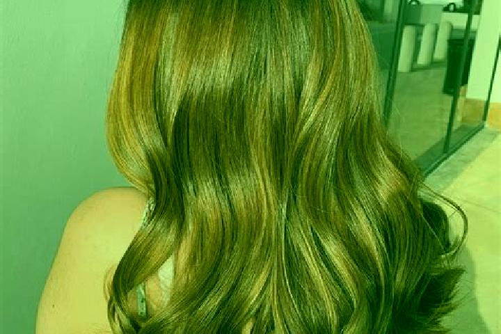 Piper, 29, a chestnut green-eyed slavic companion based in Dorumali. Offering Erotic Massage, Deep French Kissing, Party Girl, Domination. Available for inca...
