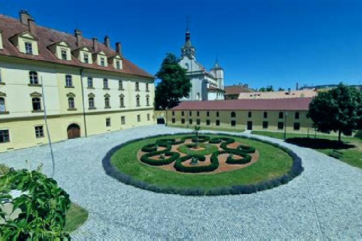 Piper, 29 — Escort in Citov, Czech Republic