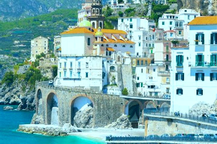 Piper, 29 — Escort in Trivignano, Italy