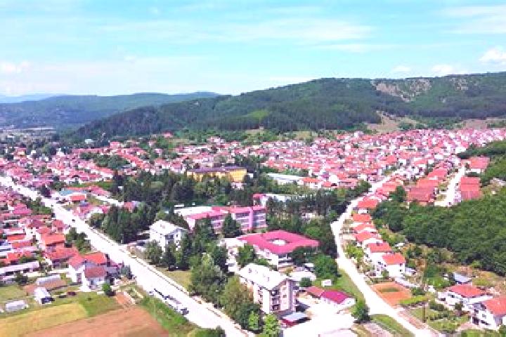 Piper, 30 — Escort in Demir Hisar, North Macedonia