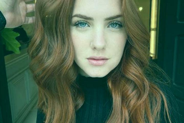 Piper, 31, a auburn blue-eyed middle eastern companion based in Zoetermeer. Offering Couples, Prostate Massage. Available for incall and outcall, day and eve...