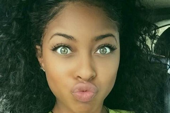 Piper, 31, a black green-eyed ebony companion based in Sarh. Offering Roleplay, Travel Companion, Tantra, A-Level, Party Girl. Available for incall and outca...