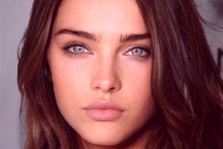 Piper, 31, a brunette dark-eyed mixed companion based in Loidesthal. Offering 69, Tantra, BDSM, CIM, Couples. Available for incall and outcall, overnight boo...