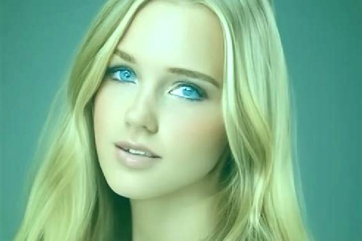 Piper, 31, a chestnut blue-eyed slavic companion based in Alphington. Offering Party Girl, Prostate Massage, Massage. Available for incall and outcall, day a...