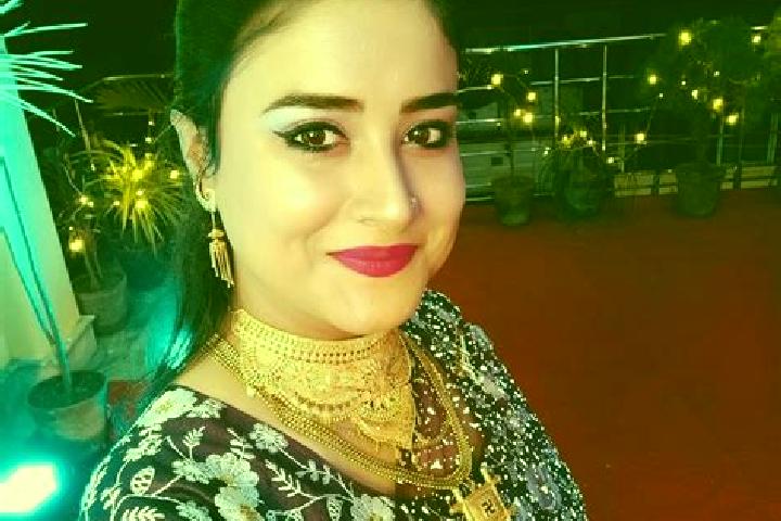 Piper, 31 — Escort in Dhupgari, India