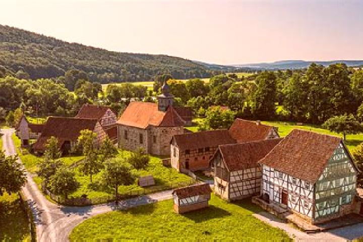 Piper, 31 — Escort in Fladungen, Germany