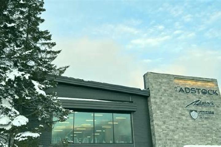 Piper, 32 — Escort in Adstock, Canada